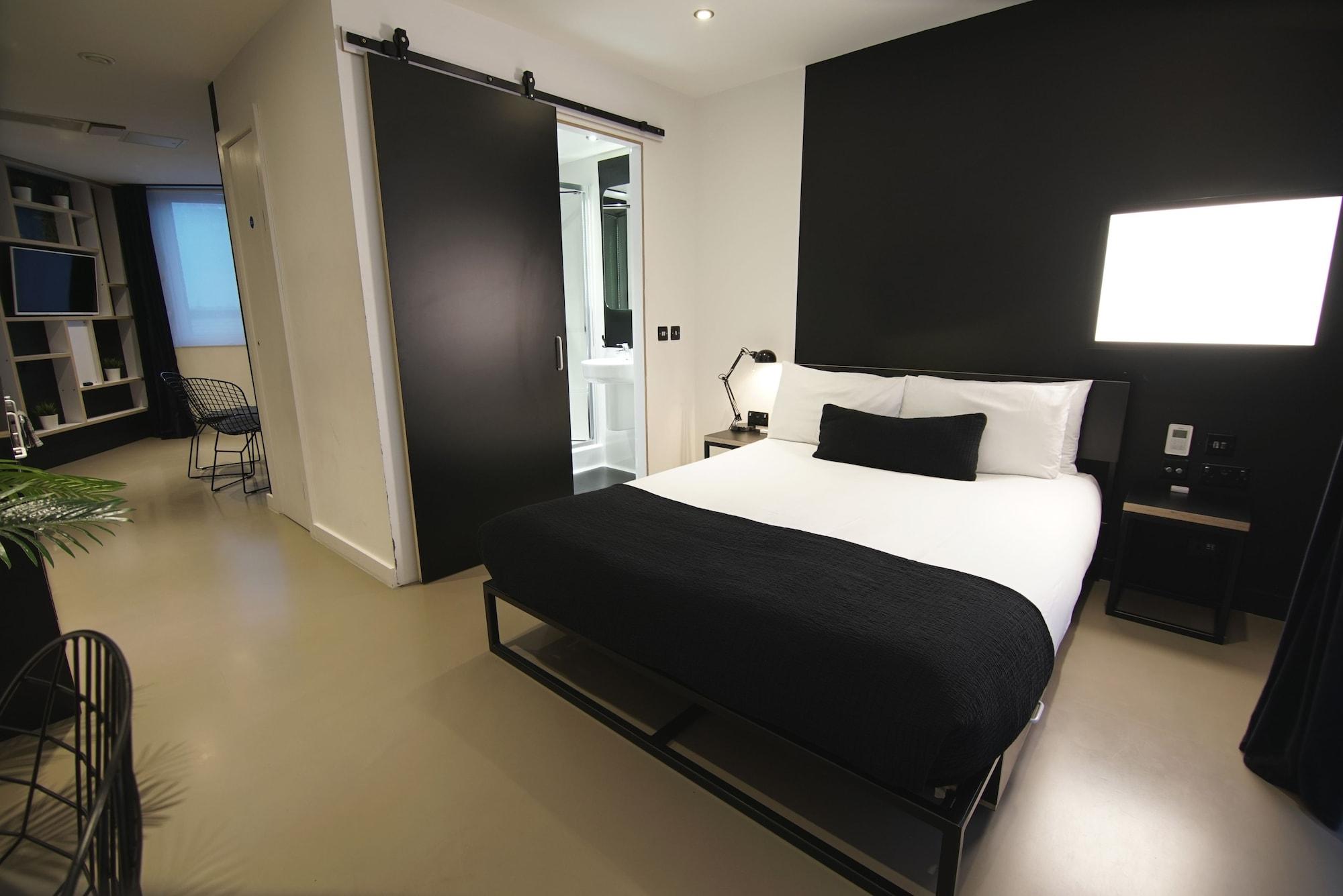 Kip Hotel Лондон Екстериор снимка