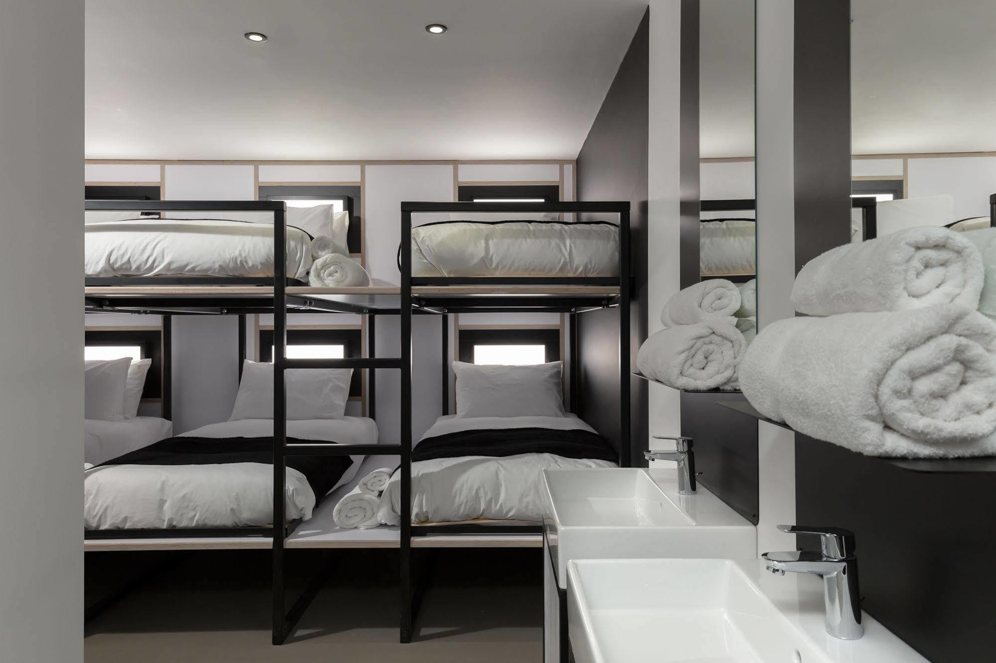 Kip Hotel Лондон Екстериор снимка