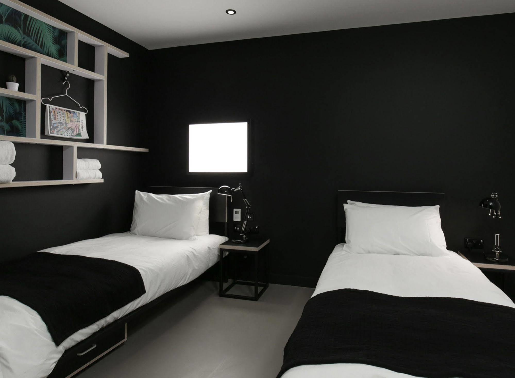 Kip Hotel Лондон Екстериор снимка
